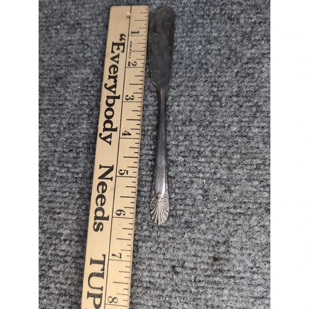 VTG International RADIANCE Crown Silverplate Spreader Butter Knife Flatware